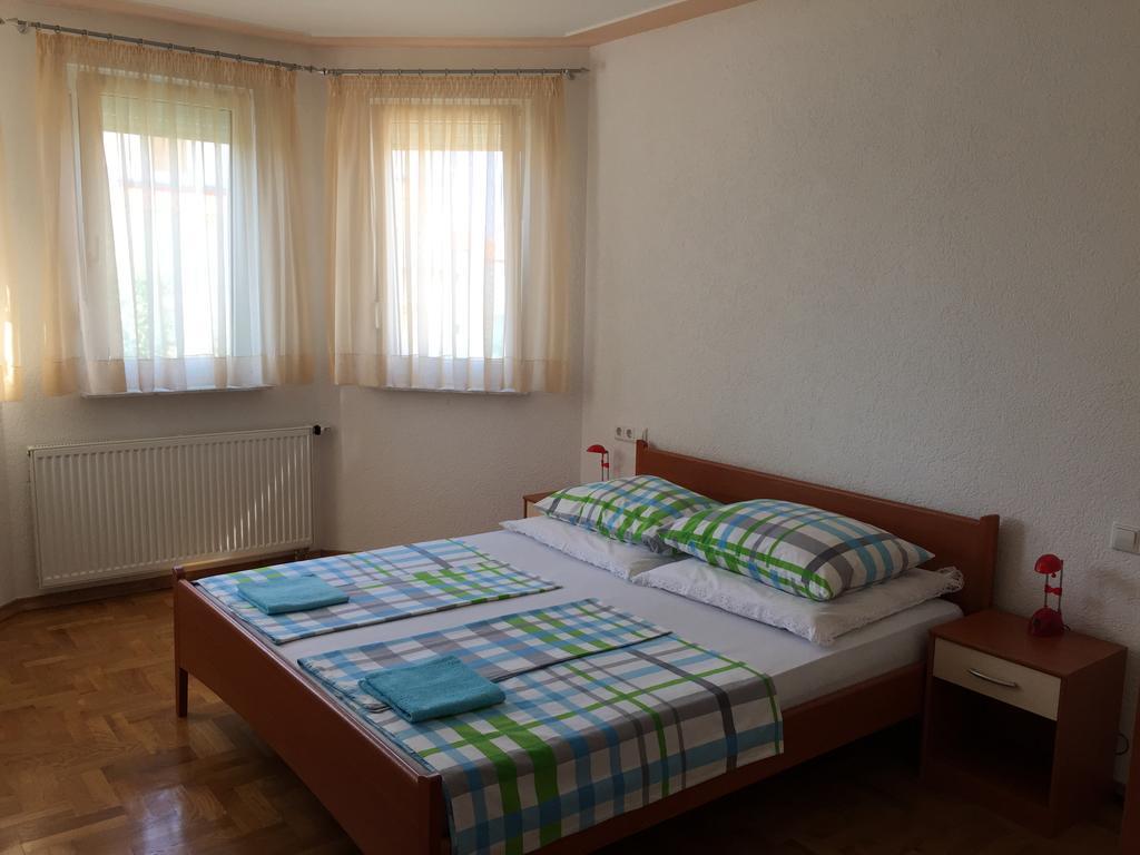 Apartments Dumancic 比奥格勒·纳·莫鲁 外观 照片