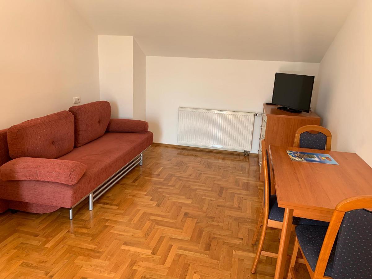 Apartments Dumancic 比奥格勒·纳·莫鲁 外观 照片
